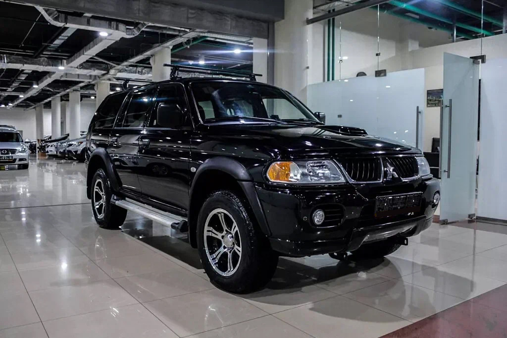 Купить Pajero Sport с пробегом