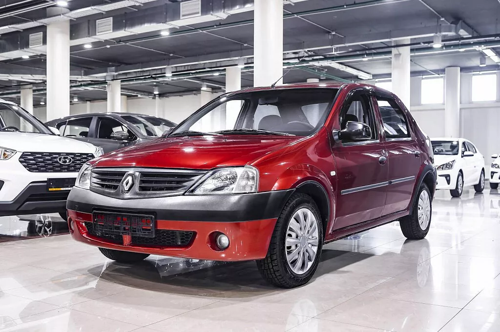 Купить Logan с пробегом